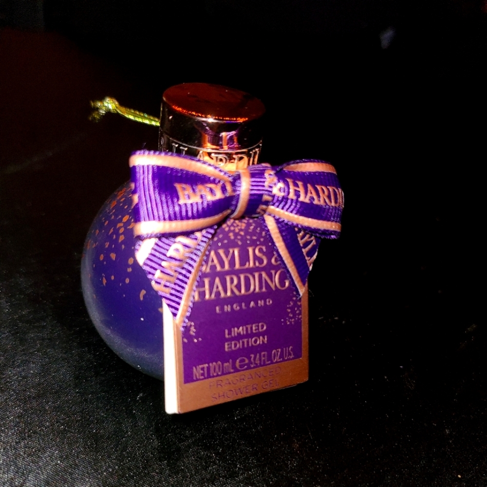 Shower gel